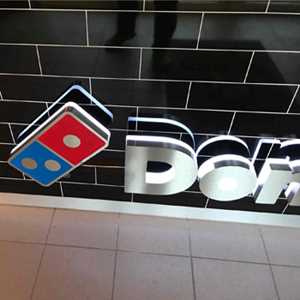 Serienumstellung Domino's